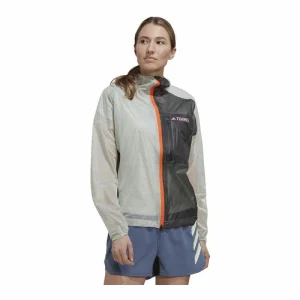 Les meilleures critiques de ❤️ Adidas Terrex AGR Rain J – Veste imperméable femme ❤️ achetez pas cher 13